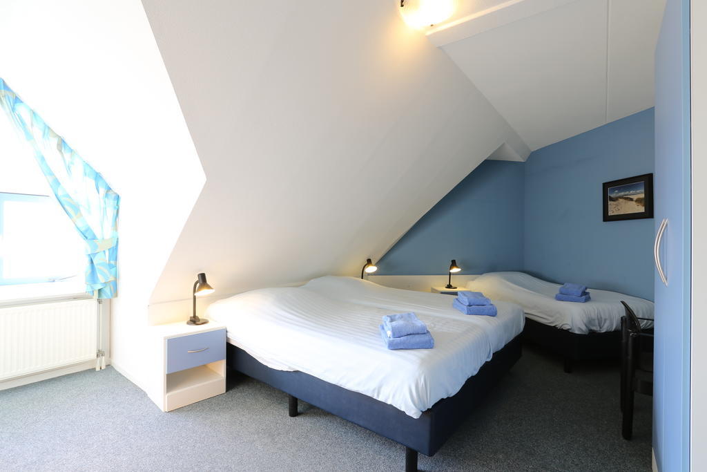Penthouse Belle Vue Apartment Bergen aan Zee Room photo